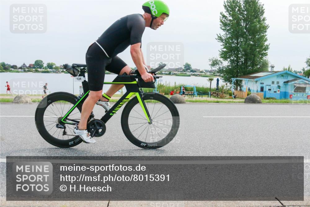 15.06.2025 - 27. Vierlanden-Triathlon H.Heesch http://msf.ph/oto/8015391 15.06.2025 11:13:21 Radfahren 9, 134, 223 meine-sportfotos.de