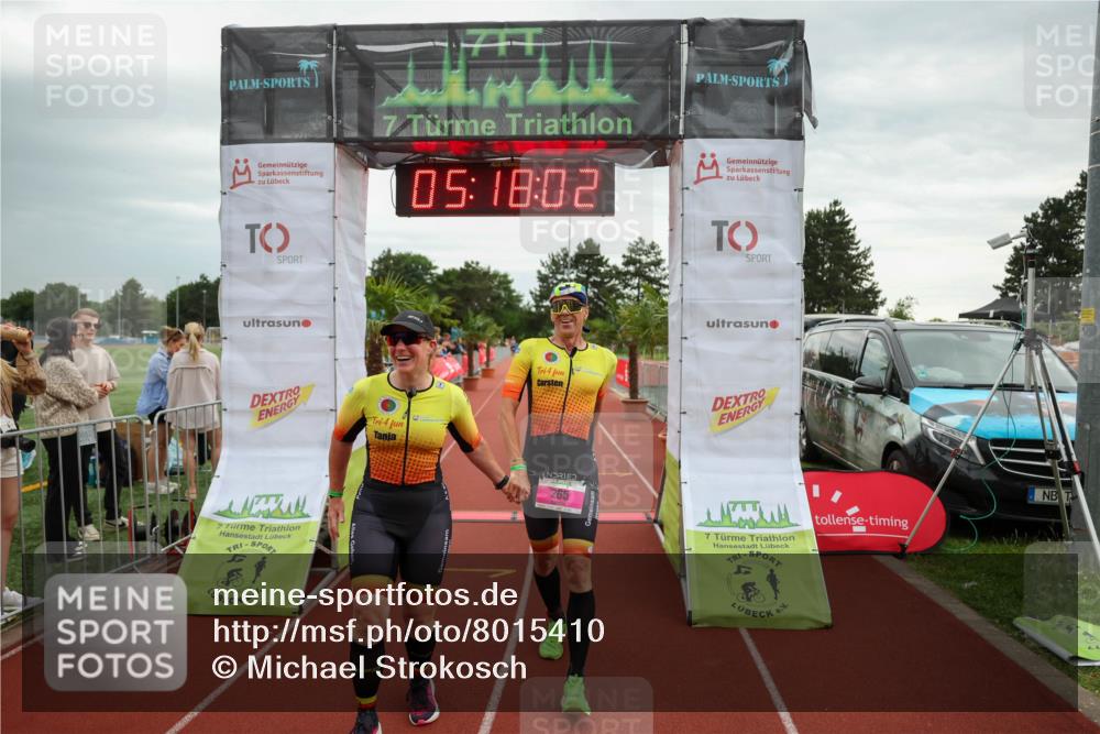 15.06.2025 - 7 Türme Triathlon Michael Strokosch http://msf.ph/oto/8015410 15.06.2025 15:18:02 Ziel 265 meine-sportfotos.de
