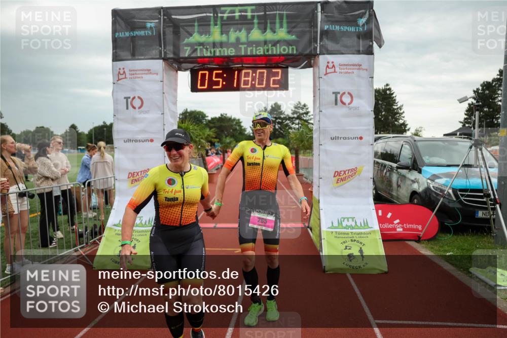 15.06.2025 - 7 Türme Triathlon Michael Strokosch http://msf.ph/oto/8015426 15.06.2025 15:18:02 Ziel 265 meine-sportfotos.de