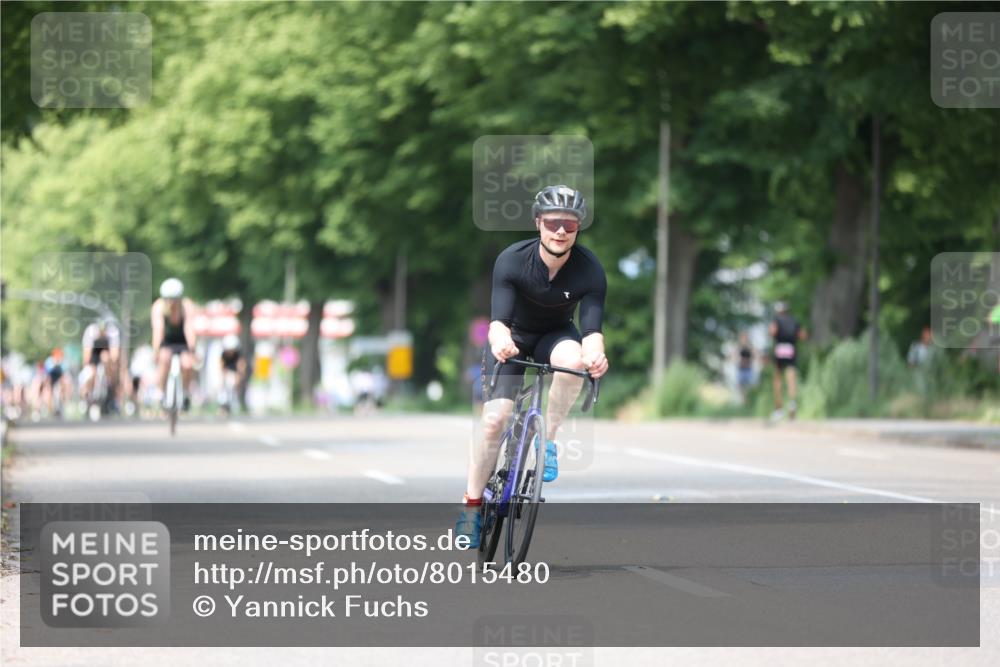 15.06.2025 - 7 Türme Triathlon Yannick Fuchs http://msf.ph/oto/8015480 15.06.2025 13:28:40 Radfahren 636, 767, 896 meine-sportfotos.de