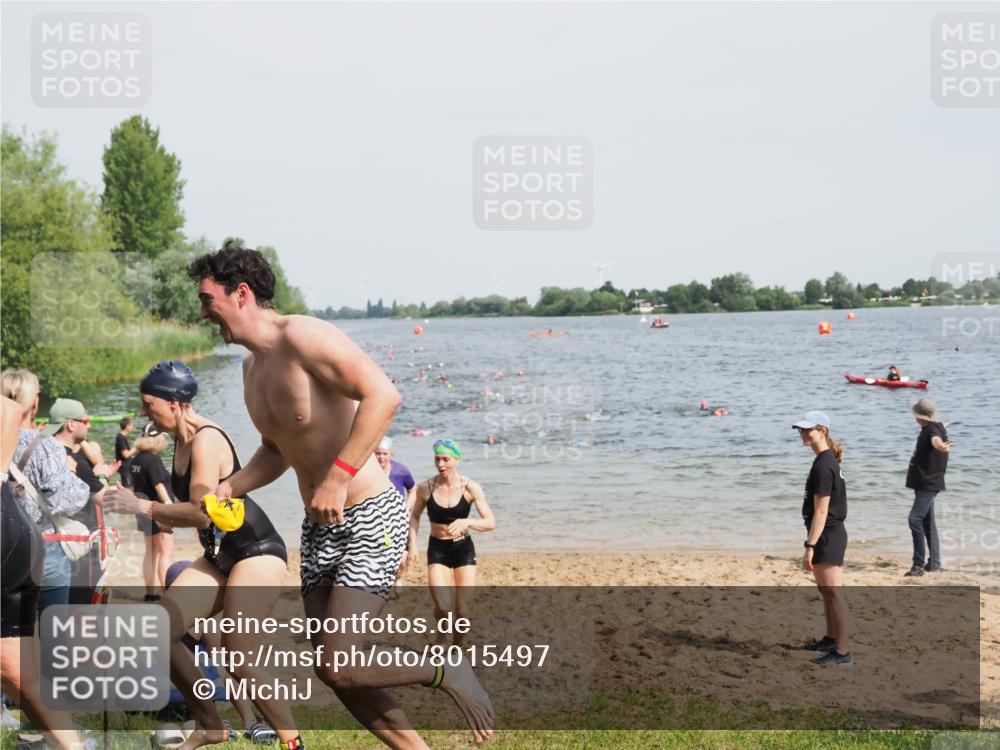 21.06.2025 - 27. Vierlanden-Triathlon MichiJ http://msf.ph/oto/8015497 15.06.2026 10:16:31 Schwimmen 487, 491, 494, 499, 526, 549, 574, 614, 634 meine-sportfotos.de