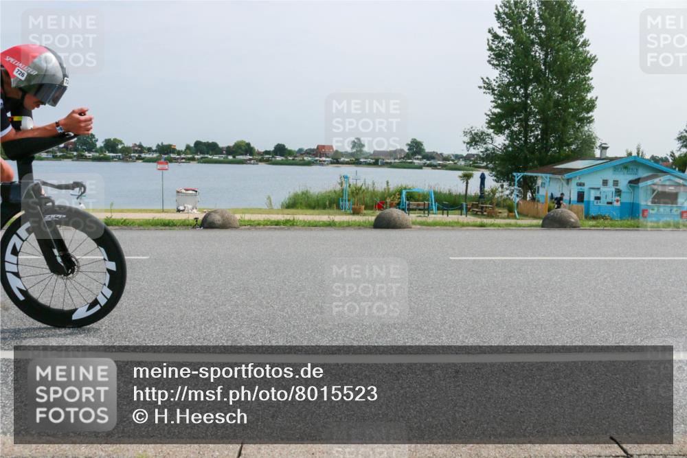 21.06.2025 - 27. Vierlanden-Triathlon H.Heesch http://msf.ph/oto/8015523 15.06.2025 11:54:24 Radfahren 726, 753, 816 meine-sportfotos.de