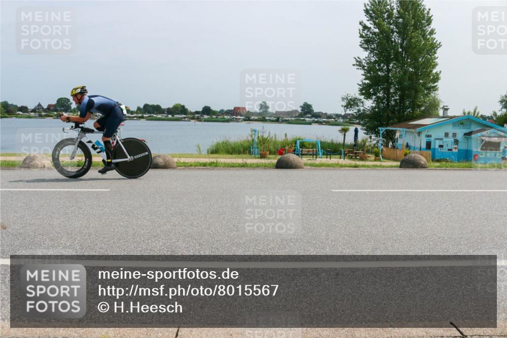 21.06.2025 - 27. Vierlanden-Triathlon H.Heesch http://msf.ph/oto/8015567 15.06.2025 11:55:00 Radfahren 836, 846, 857 meine-sportfotos.de