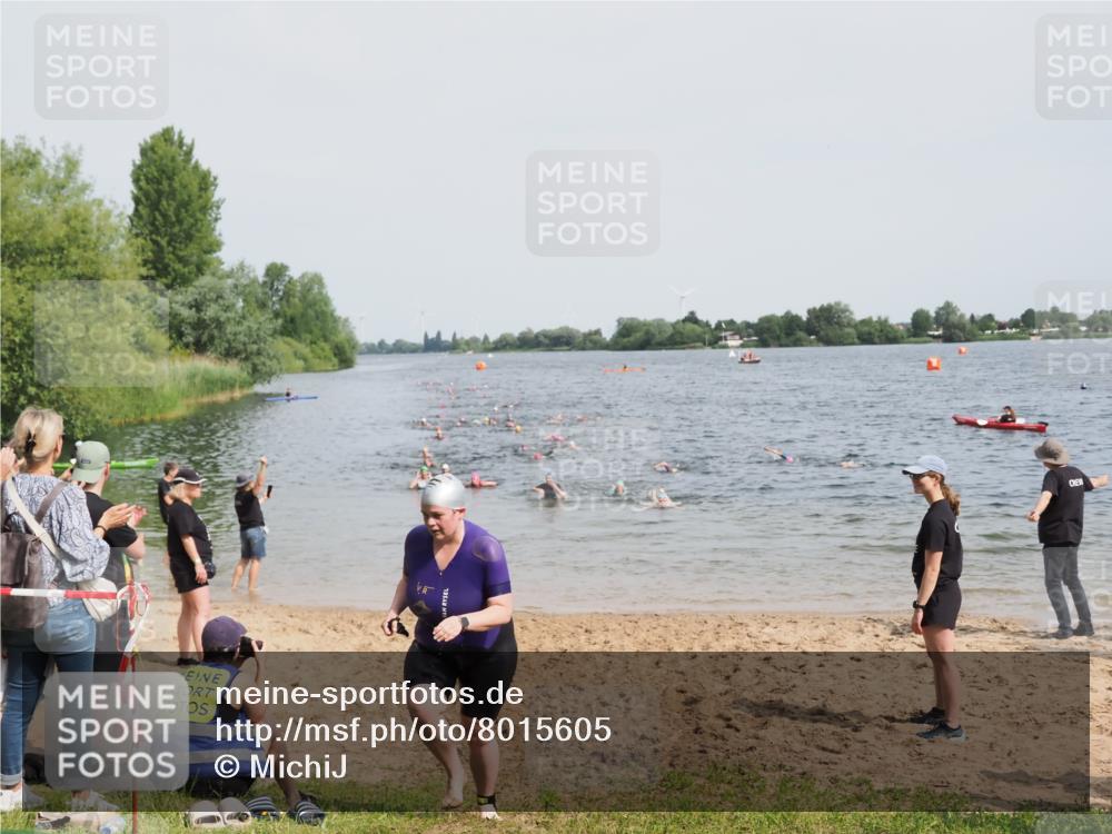 21.06.2025 - 27. Vierlanden-Triathlon MichiJ http://msf.ph/oto/8015605 15.06.2026 10:16:34 Schwimmen 487, 491, 499, 549, 574, 614, 634 meine-sportfotos.de