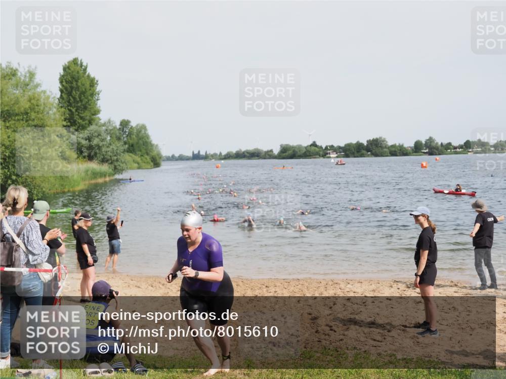 21.06.2025 - 27. Vierlanden-Triathlon MichiJ http://msf.ph/oto/8015610 15.06.2026 10:16:34 Schwimmen 487, 491, 499, 549, 574, 614, 634 meine-sportfotos.de