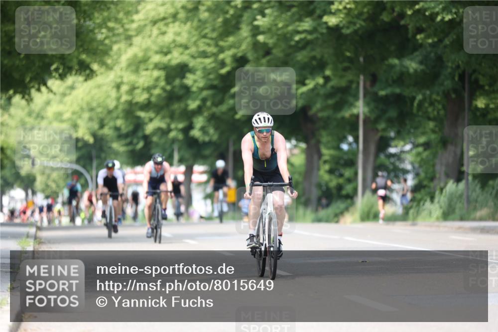 15.06.2025 - 7 Türme Triathlon Yannick Fuchs http://msf.ph/oto/8015649 15.06.2025 13:28:43 Radfahren 274, 636, 804, 896, 1049 meine-sportfotos.de