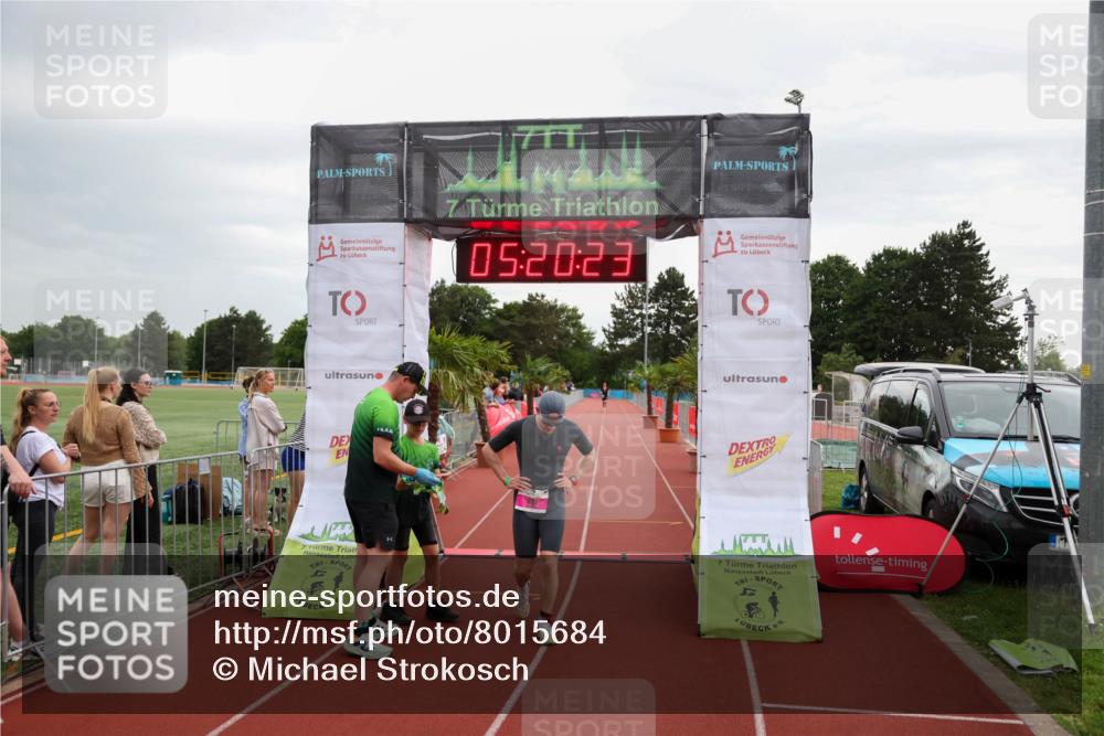 15.06.2025 - 7 Türme Triathlon Michael Strokosch http://msf.ph/oto/8015684 15.06.2025 15:20:23 Ziel 241 meine-sportfotos.de