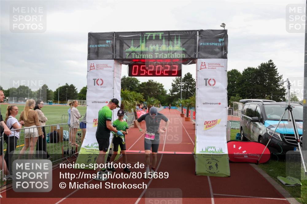 15.06.2025 - 7 Türme Triathlon Michael Strokosch http://msf.ph/oto/8015689 15.06.2025 15:20:23 Ziel 241 meine-sportfotos.de