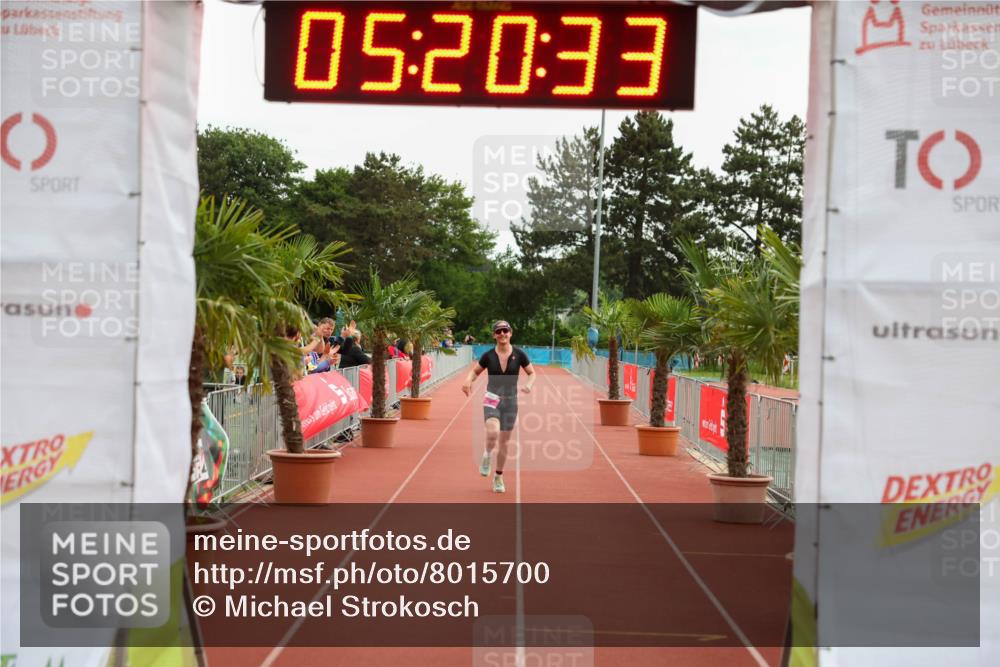 15.06.2025 - 7 Türme Triathlon Michael Strokosch http://msf.ph/oto/8015700 15.06.2025 15:20:33 Ziel 315 meine-sportfotos.de