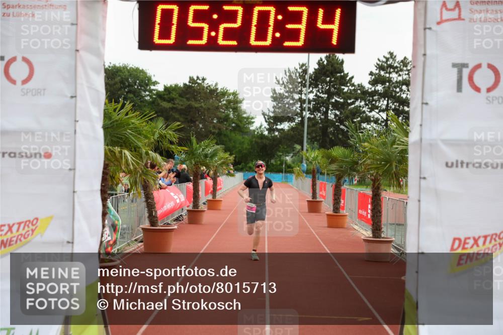 15.06.2025 - 7 Türme Triathlon Michael Strokosch http://msf.ph/oto/8015713 15.06.2025 15:20:34 Ziel 315 meine-sportfotos.de