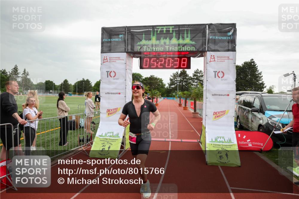 15.06.2025 - 7 Türme Triathlon Michael Strokosch http://msf.ph/oto/8015766 15.06.2025 15:20:38 Ziel 315 meine-sportfotos.de