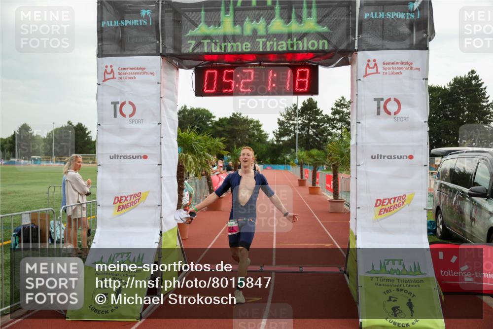 15.06.2025 - 7 Türme Triathlon Michael Strokosch http://msf.ph/oto/8015847 15.06.2025 15:21:18 Ziel 204, 236 meine-sportfotos.de
