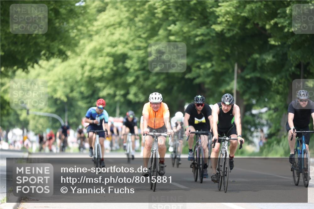 15.06.2025 - 7 Türme Triathlon Yannick Fuchs http://msf.ph/oto/8015881 15.06.2025 13:28:49 Radfahren 274, 557, 595, 745, 804, 805, 886, 1049 meine-sportfotos.de