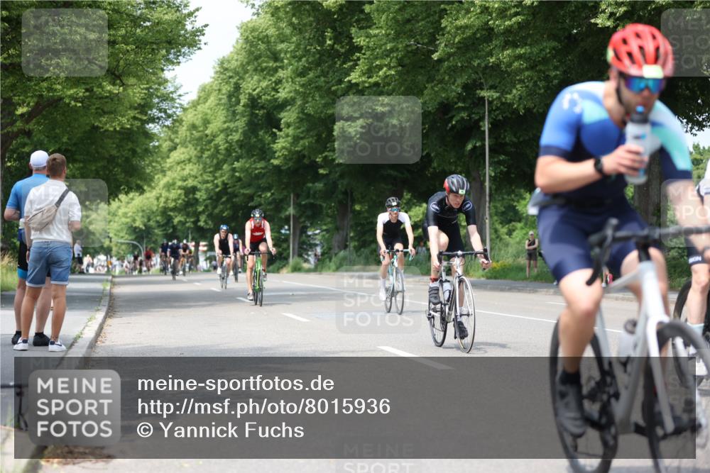 15.06.2025 - 7 Türme Triathlon Yannick Fuchs http://msf.ph/oto/8015936 15.06.2025 13:28:52 Radfahren 339, 557, 558, 595, 745, 805, 886, 1045, 1049 meine-sportfotos.de