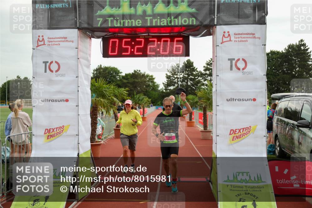 15.06.2025 - 7 Türme Triathlon Michael Strokosch http://msf.ph/oto/8015981 15.06.2025 15:22:06 Ziel 255 meine-sportfotos.de