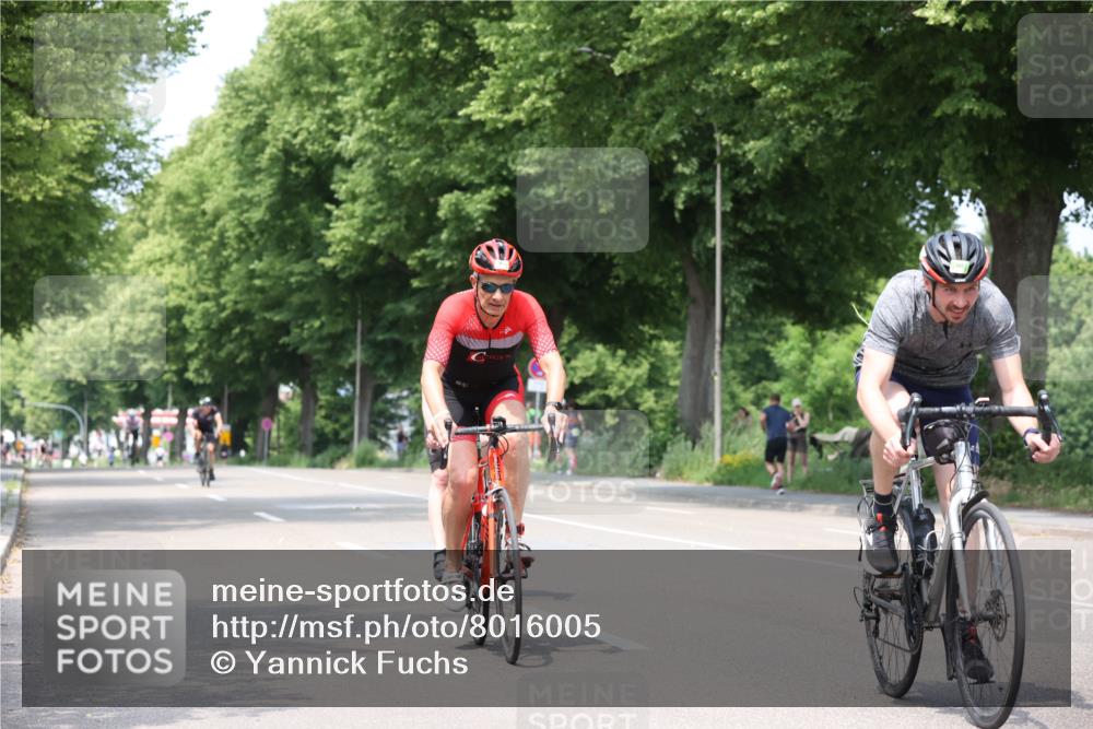 15.06.2025 - 7 Türme Triathlon Yannick Fuchs http://msf.ph/oto/8016005 15.06.2025 13:29:01 Radfahren 339, 592, 680, 833, 1006, 1045 meine-sportfotos.de