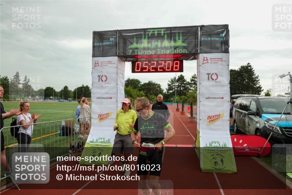 15.06.2025 - 7 Türme Triathlon Michael Strokosch http://msf.ph/oto/8016023 15.06.2025 15:22:07 Ziel 255 meine-sportfotos.de
