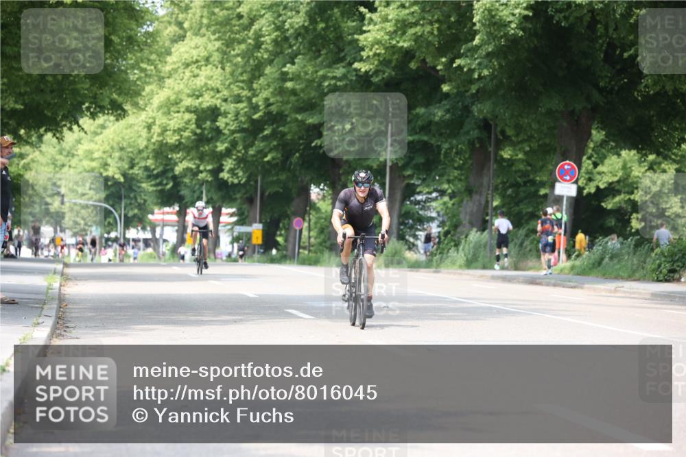 15.06.2025 - 7 Türme Triathlon Yannick Fuchs http://msf.ph/oto/8016045 15.06.2025 13:29:03 Radfahren 592, 653, 680, 833, 1006 meine-sportfotos.de