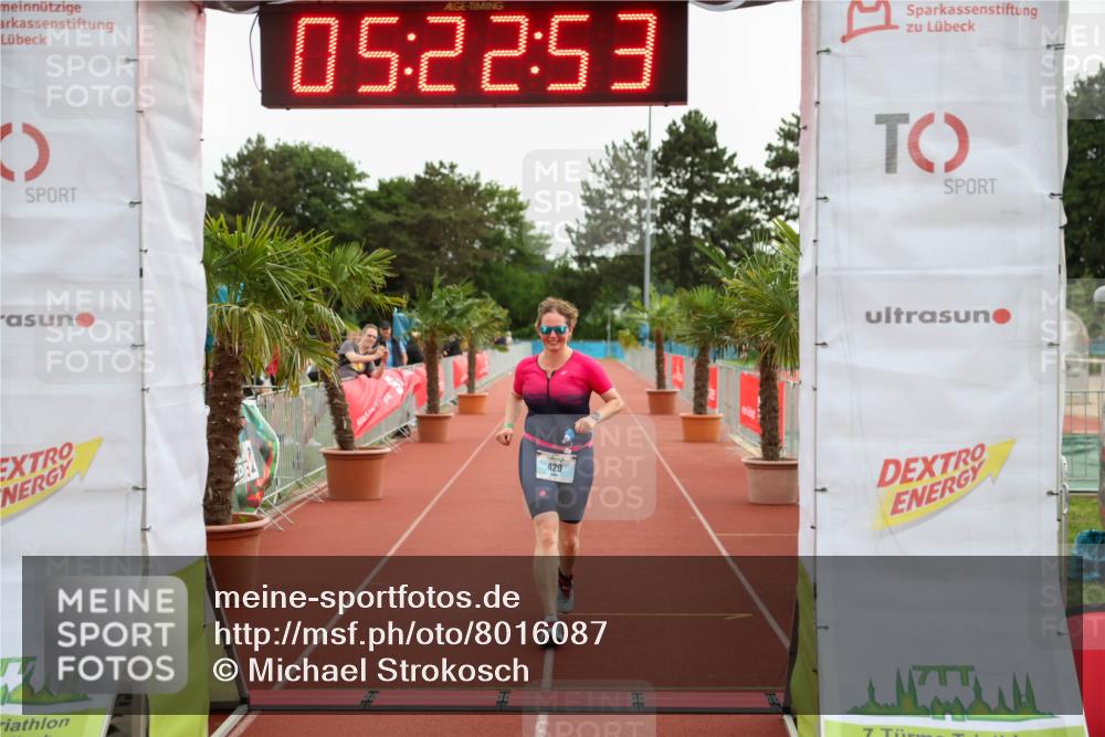 15.06.2025 - 7 Türme Triathlon Michael Strokosch http://msf.ph/oto/8016087 15.06.2025 15:22:52 Ziel 429 meine-sportfotos.de