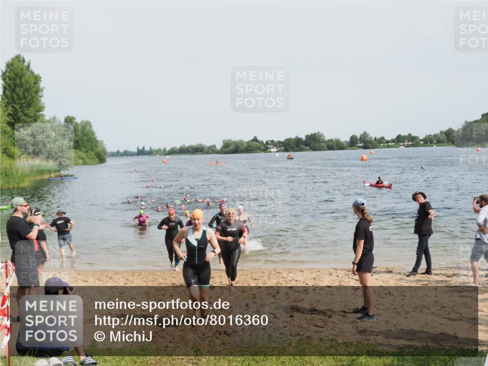 21.06.2025 - 27. Vierlanden-Triathlon MichiJ http://msf.ph/oto/8016360 15.06.2026 10:17:04 Schwimmen 471, 479, 484, 510, 556, 566, 567, 602, 610 meine-sportfotos.de