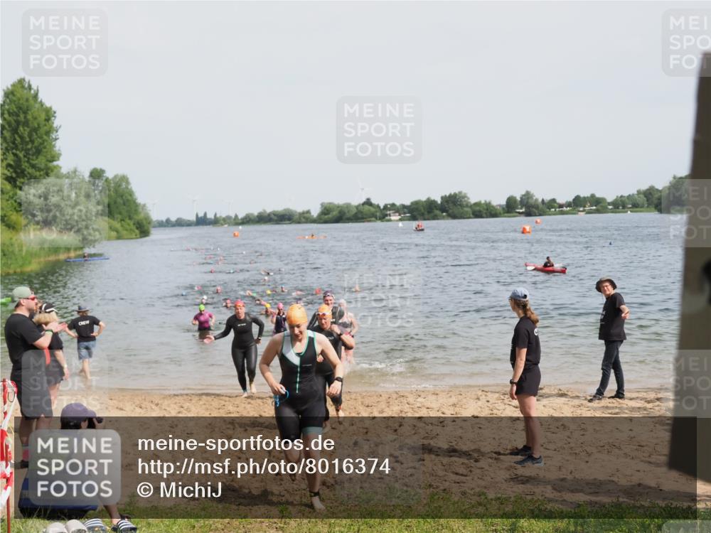 21.06.2025 - 27. Vierlanden-Triathlon MichiJ http://msf.ph/oto/8016374 15.06.2026 10:17:05 Schwimmen 471, 479, 484, 510, 556, 566, 567, 602, 610 meine-sportfotos.de