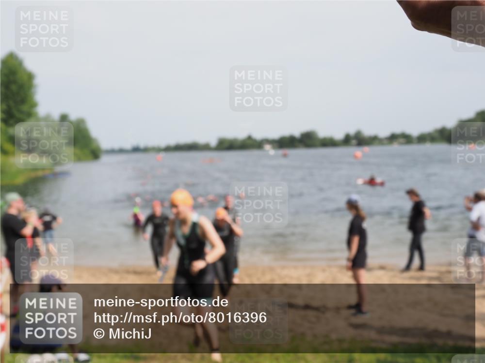 21.06.2025 - 27. Vierlanden-Triathlon MichiJ http://msf.ph/oto/8016396 15.06.2026 10:17:05 Schwimmen 471, 479, 484, 510, 556, 566, 567, 602, 610 meine-sportfotos.de