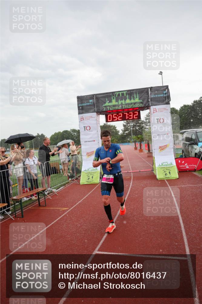 15.06.2025 - 7 Türme Triathlon Michael Strokosch http://msf.ph/oto/8016437 15.06.2025 15:27:32 Ziel 309 meine-sportfotos.de