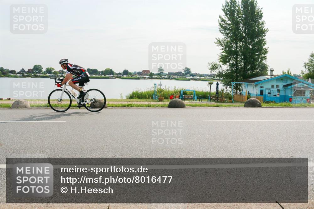 15.06.2025 - 27. Vierlanden-Triathlon H.Heesch http://msf.ph/oto/8016477 15.06.2025 09:14:51 Radfahren 94, 231 meine-sportfotos.de
