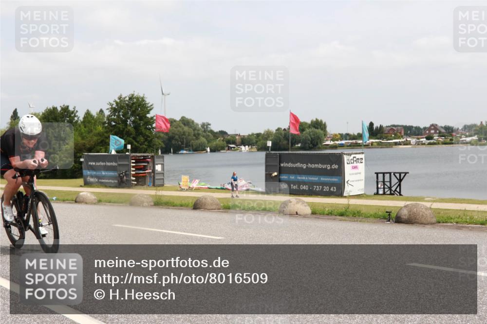 21.06.2025 - 27. Vierlanden-Triathlon H.Heesch http://msf.ph/oto/8016509 15.06.2025 12:04:51 Radfahren 252, 913 meine-sportfotos.de