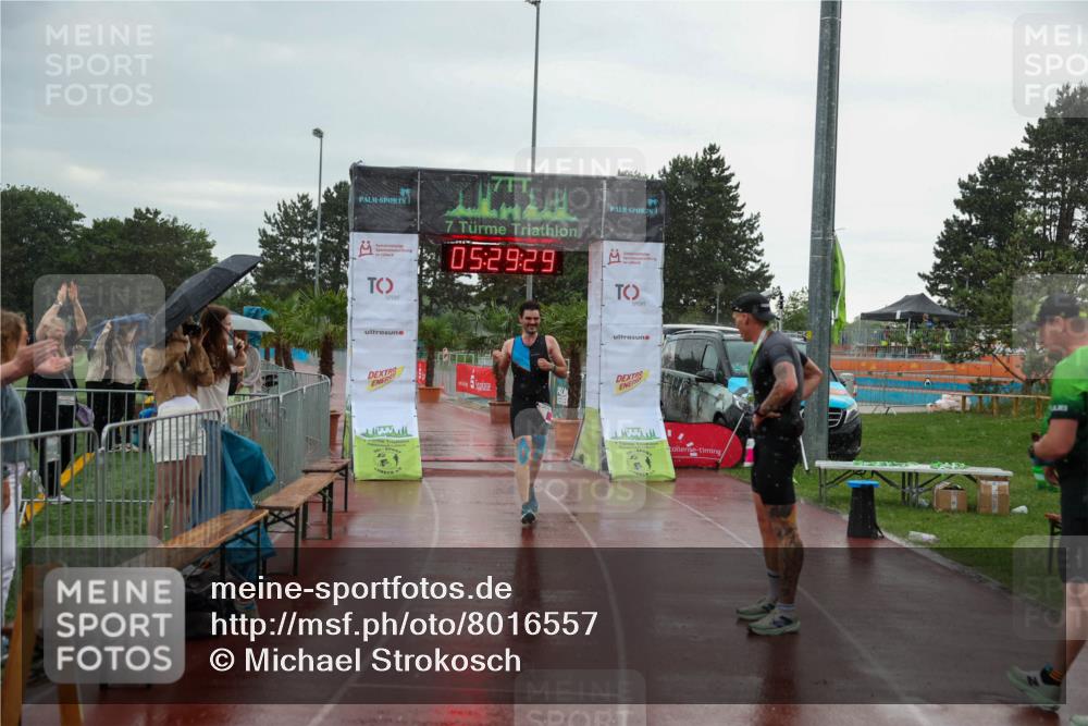 15.06.2025 - 7 Türme Triathlon Michael Strokosch http://msf.ph/oto/8016557 15.06.2025 15:29:29 Ziel 278 meine-sportfotos.de