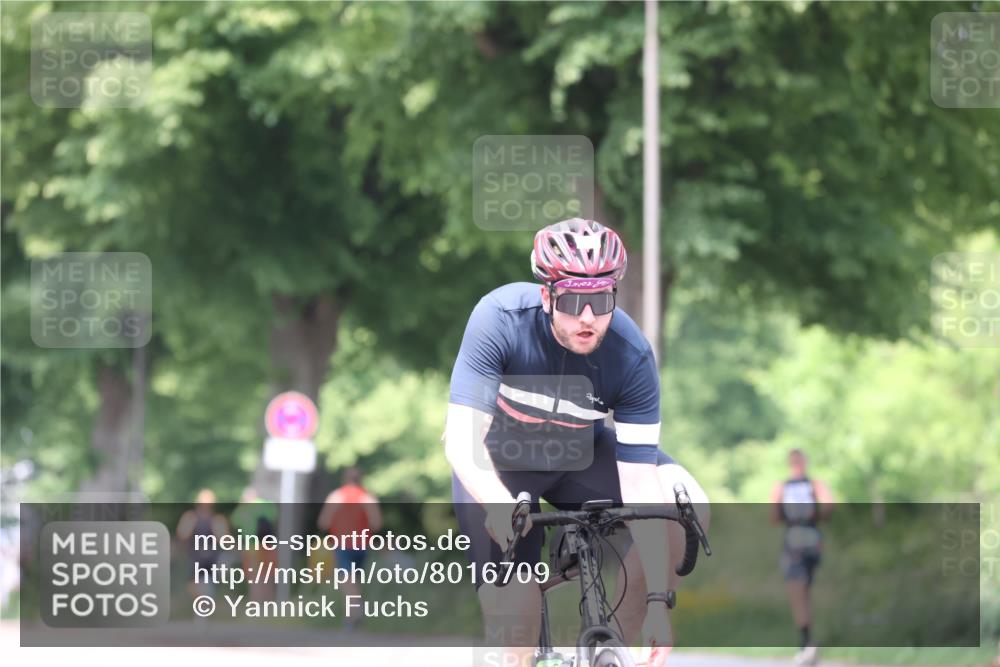 15.06.2025 - 7 Türme Triathlon Yannick Fuchs http://msf.ph/oto/8016709 15.06.2025 13:30:00 Radfahren 606, 818, 1149 meine-sportfotos.de