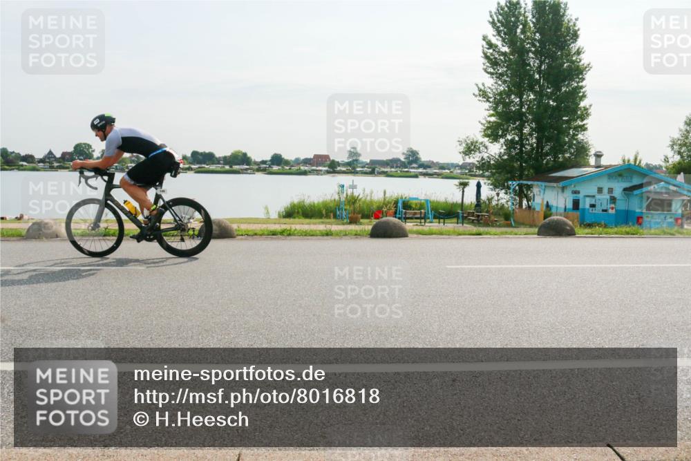 15.06.2025 - 27. Vierlanden-Triathlon H.Heesch http://msf.ph/oto/8016818 15.06.2025 09:17:13 Radfahren 149, 251 meine-sportfotos.de