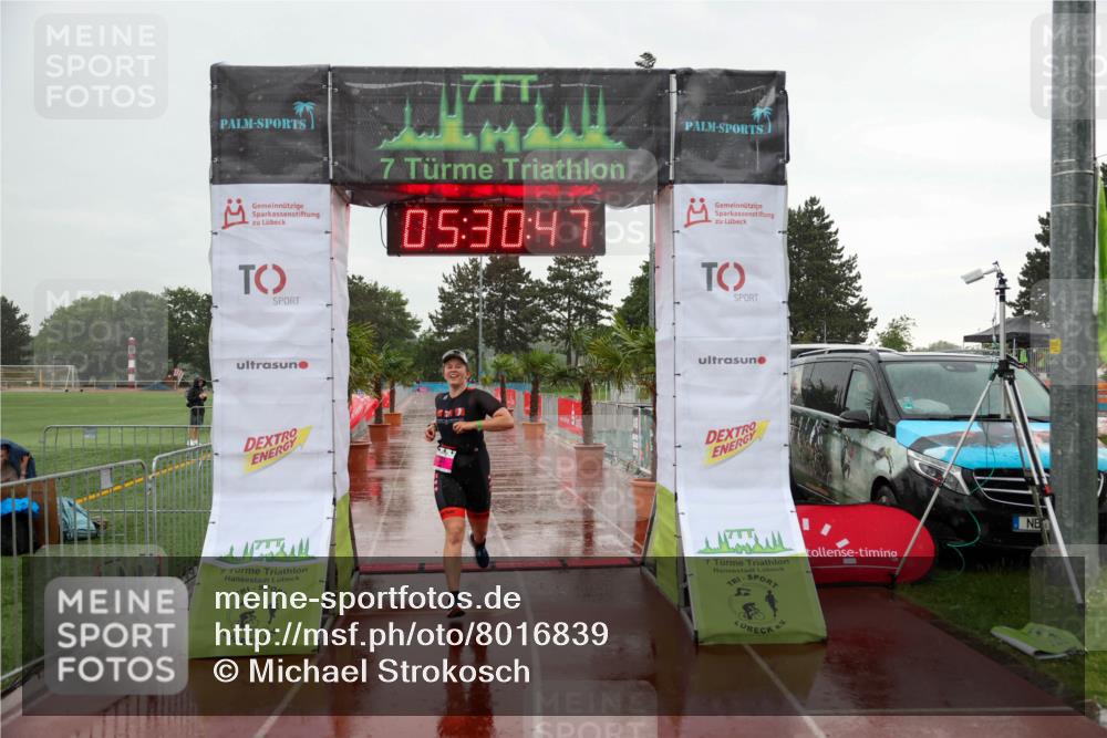 15.06.2025 - 7 Türme Triathlon Michael Strokosch http://msf.ph/oto/8016839 15.06.2025 15:30:47 Ziel 248 meine-sportfotos.de