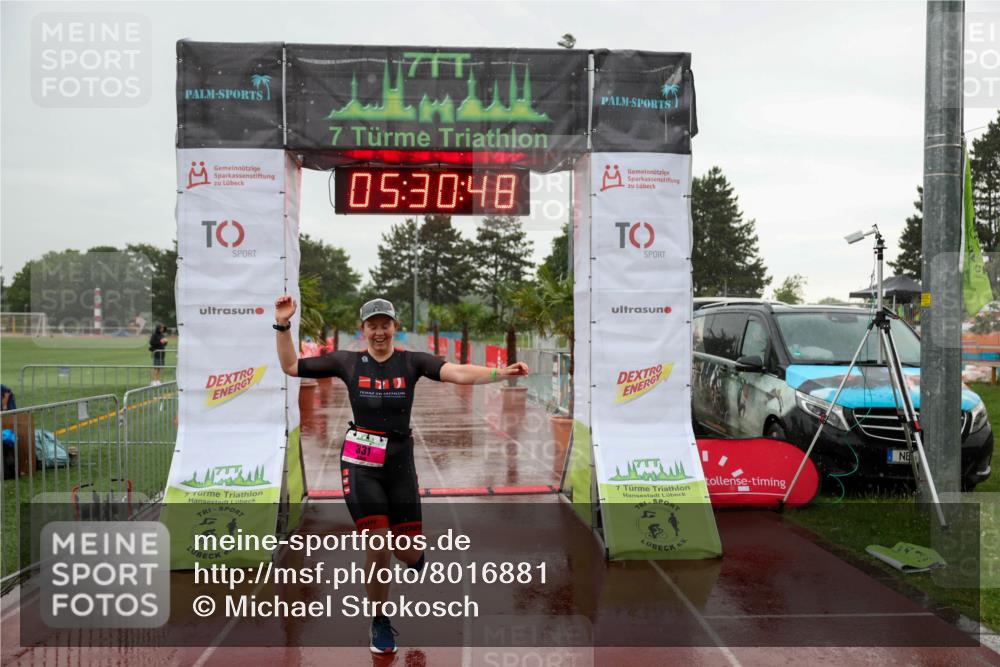 15.06.2025 - 7 Türme Triathlon Michael Strokosch http://msf.ph/oto/8016881 15.06.2025 15:30:48 Ziel 248 meine-sportfotos.de