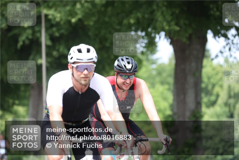 15.06.2025 - 7 Türme Triathlon Yannick Fuchs http://msf.ph/oto/8016883 15.06.2025 13:30:05 Radfahren 606 meine-sportfotos.de