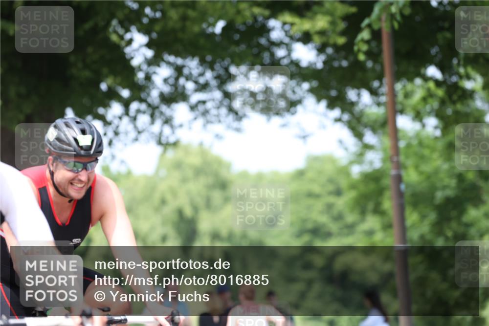15.06.2025 - 7 Türme Triathlon Yannick Fuchs http://msf.ph/oto/8016885 15.06.2025 13:30:06 Radfahren 606 meine-sportfotos.de