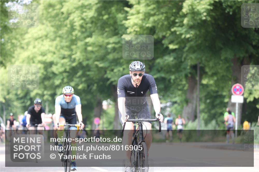 15.06.2025 - 7 Türme Triathlon Yannick Fuchs http://msf.ph/oto/8016905 15.06.2025 13:30:16 Radfahren 663, 872, 1064 meine-sportfotos.de