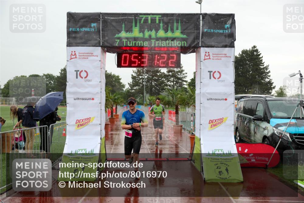 15.06.2025 - 7 Türme Triathlon Michael Strokosch http://msf.ph/oto/8016970 15.06.2025 15:31:22 Ziel 214, 234 meine-sportfotos.de