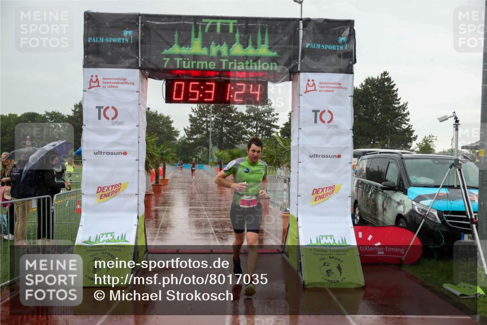 15.06.2025 - 7 Türme Triathlon Michael Strokosch http://msf.ph/oto/8017035 15.06.2025 15:31:24 Ziel 214, 234 meine-sportfotos.de