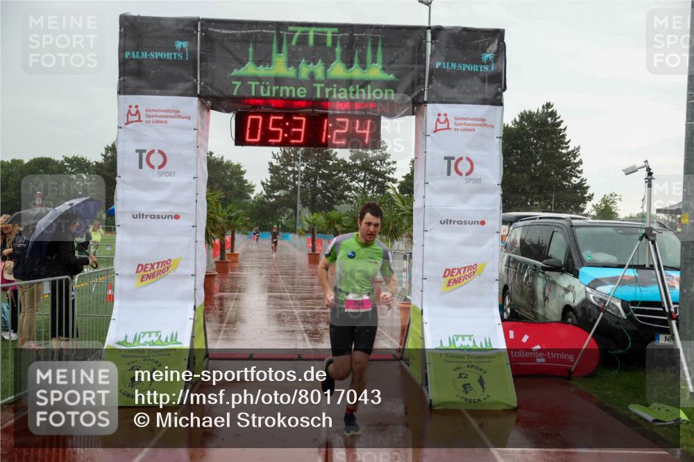 15.06.2025 - 7 Türme Triathlon Michael Strokosch http://msf.ph/oto/8017043 15.06.2025 15:31:24 Ziel 214, 234 meine-sportfotos.de
