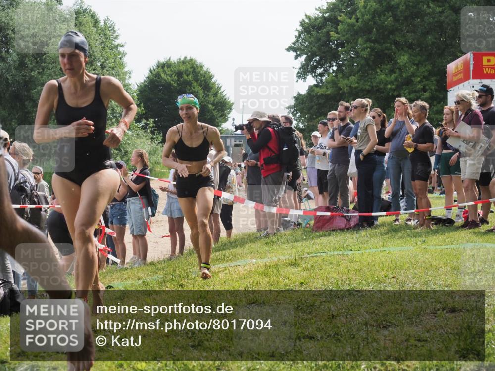 15.06.2025 - 27. Vierlanden-Triathlon KatJ http://msf.ph/oto/8017094 15.06.2025 10:16:34 Schwimmen 477, 487, 491, 494, 499, 526, 549, 574, 614, 634 meine-sportfotos.de