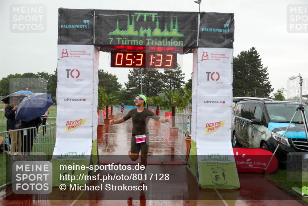 15.06.2025 - 7 Türme Triathlon Michael Strokosch http://msf.ph/oto/8017128 15.06.2025 15:31:33 Ziel 284 meine-sportfotos.de