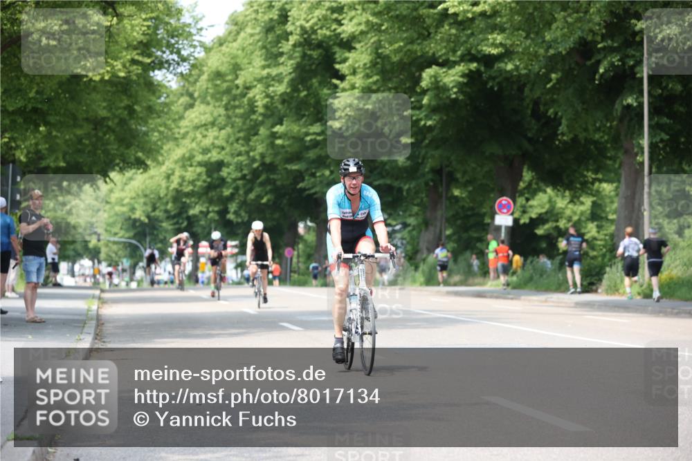 15.06.2025 - 7 Türme Triathlon Yannick Fuchs http://msf.ph/oto/8017134 15.06.2025 13:30:27 Radfahren 305, 332, 462, 681, 1019, 1028, 1070 meine-sportfotos.de
