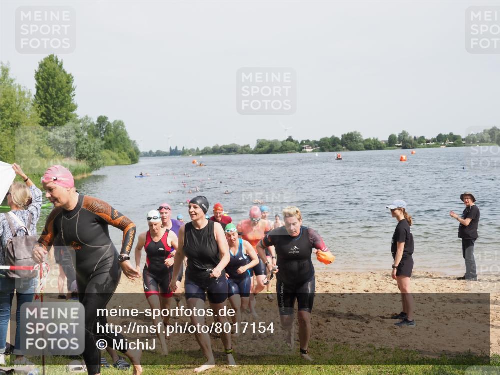 21.06.2025 - 27. Vierlanden-Triathlon MichiJ http://msf.ph/oto/8017154 15.06.2026 10:17:35 Schwimmen 485, 488, 492, 493, 519, 532, 537, 552, 557, 562, 572, 582, 588, 594, 626 meine-sportfotos.de