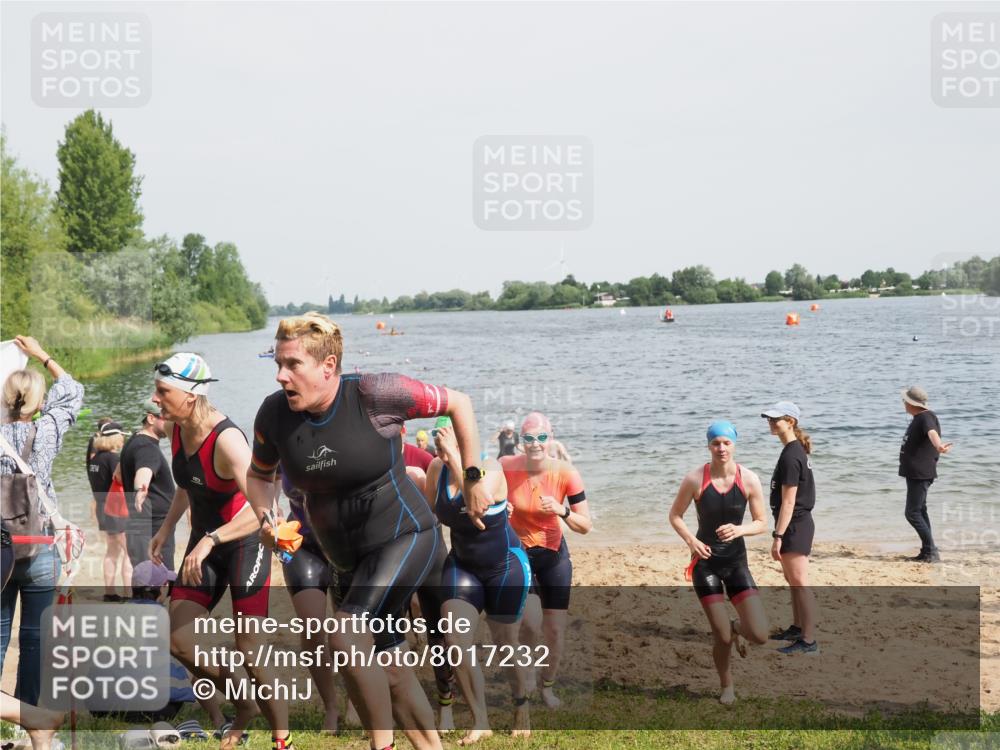 21.06.2025 - 27. Vierlanden-Triathlon MichiJ http://msf.ph/oto/8017232 15.06.2026 10:17:36 Schwimmen 485, 488, 492, 493, 519, 532, 537, 552, 557, 562, 572, 582, 588, 594, 626 meine-sportfotos.de