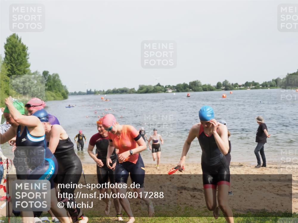 21.06.2025 - 27. Vierlanden-Triathlon MichiJ http://msf.ph/oto/8017288 15.06.2026 10:17:37 Schwimmen 485, 488, 492, 493, 519, 532, 537, 552, 557, 562, 572, 582, 588, 594, 626 meine-sportfotos.de