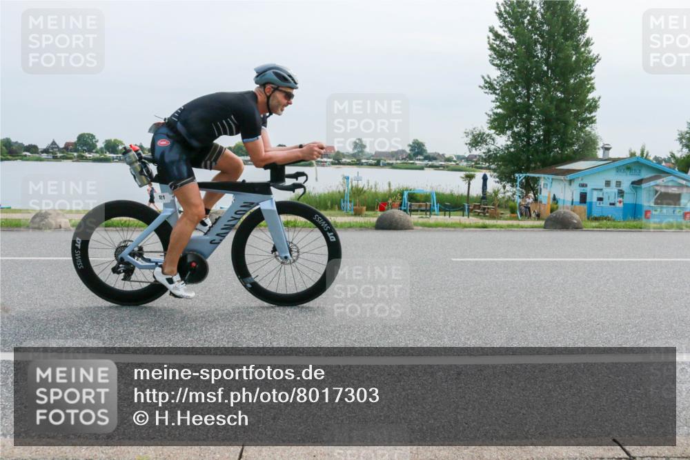 15.06.2025 - 27. Vierlanden-Triathlon H.Heesch http://msf.ph/oto/8017303 15.06.2025 11:13:54 Radfahren 16, 71, 121, 207, 840, 859 meine-sportfotos.de