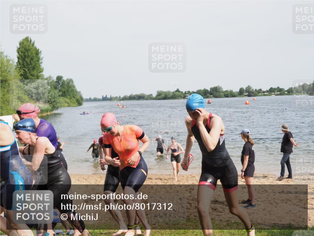 21.06.2025 - 27. Vierlanden-Triathlon MichiJ http://msf.ph/oto/8017312 15.06.2026 10:17:37 Schwimmen 485, 488, 492, 493, 519, 532, 537, 552, 557, 562, 572, 582, 588, 594, 626 meine-sportfotos.de