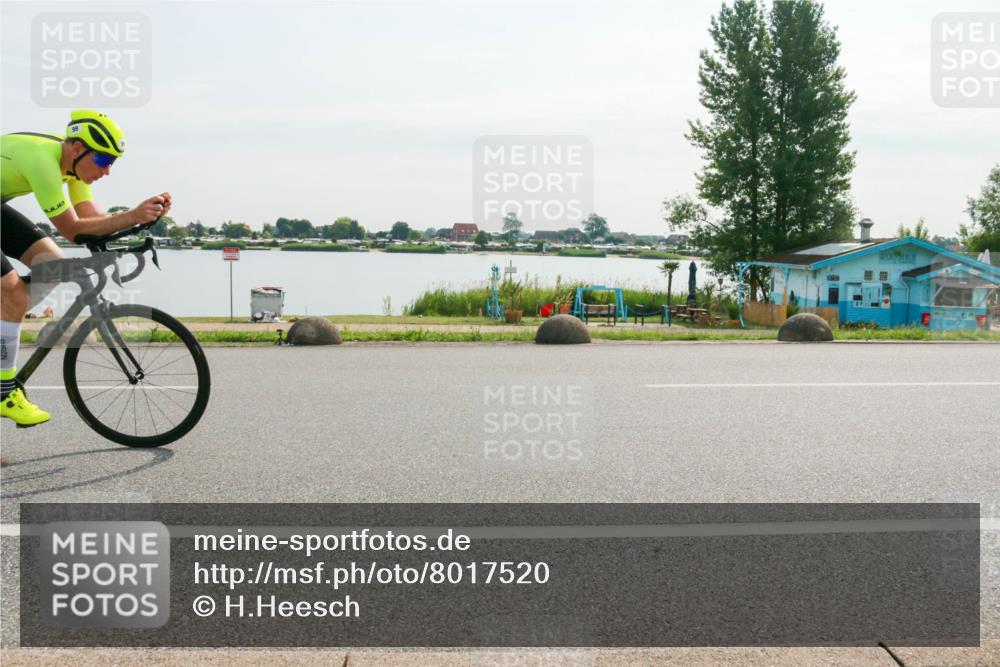 15.06.2025 - 27. Vierlanden-Triathlon H.Heesch http://msf.ph/oto/8017520 15.06.2025 09:19:41 Radfahren 99, 199 meine-sportfotos.de