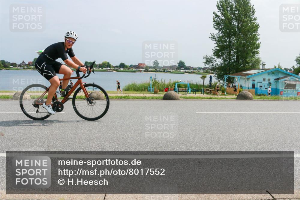 21.06.2025 - 27. Vierlanden-Triathlon H.Heesch http://msf.ph/oto/8017552 15.06.2025 11:59:25 Radfahren 770, 945 meine-sportfotos.de